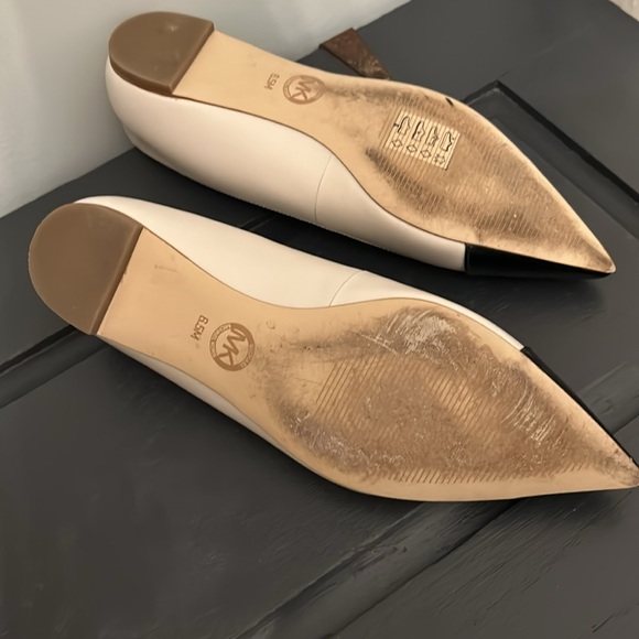 Michael Kors flats - Picture 3 of 4